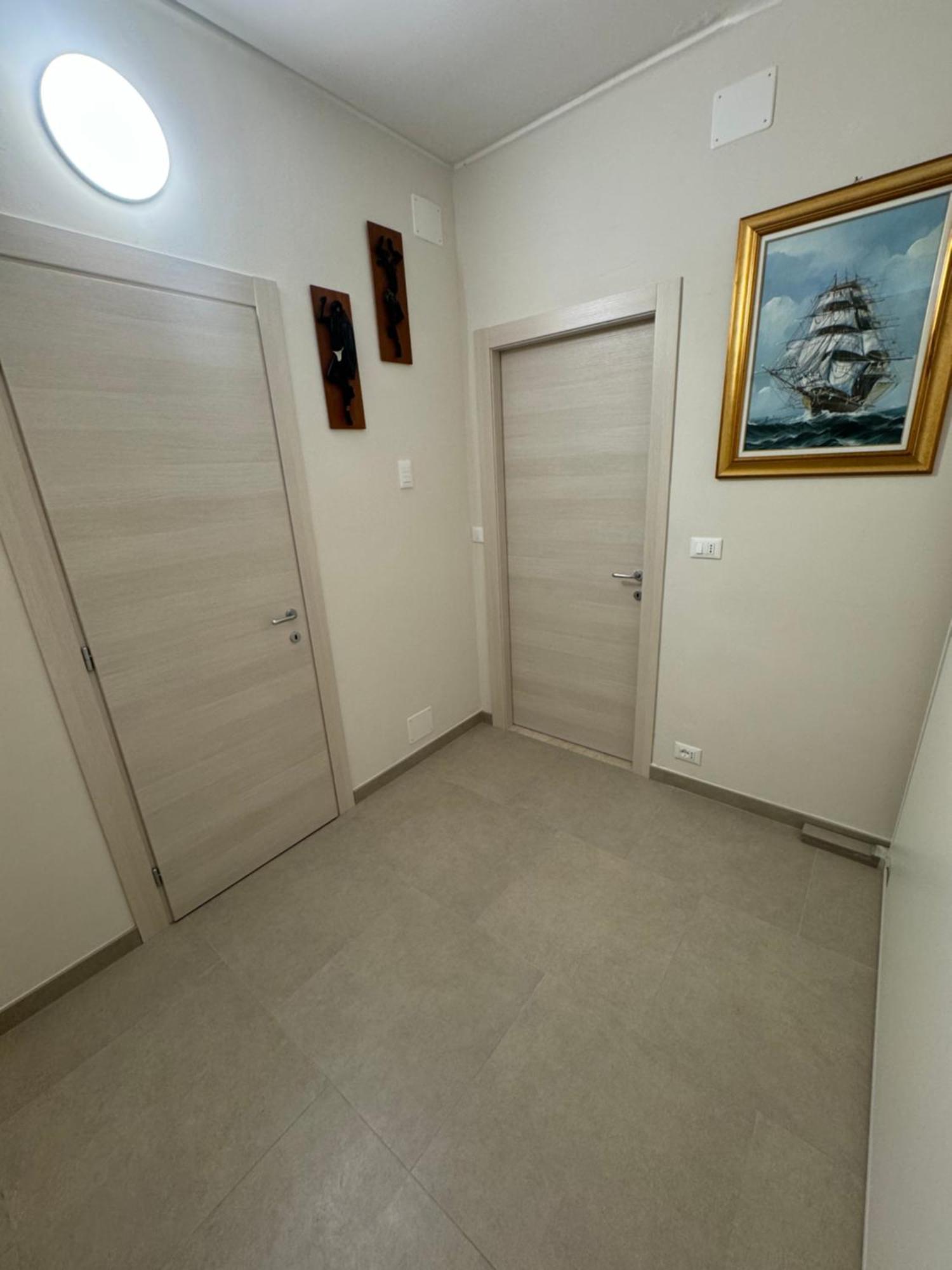 Tirrenia Beach House - Sea Front With Private Beach Sanremo Exterior foto