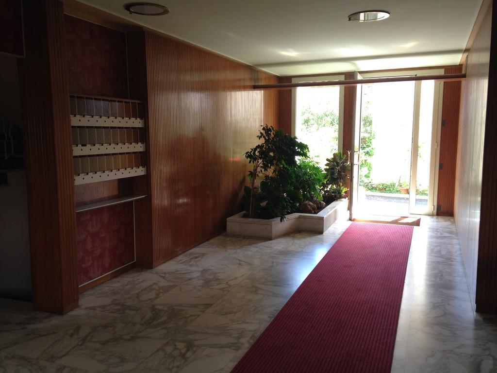 Tirrenia Beach House - Sea Front With Private Beach Sanremo Exterior foto